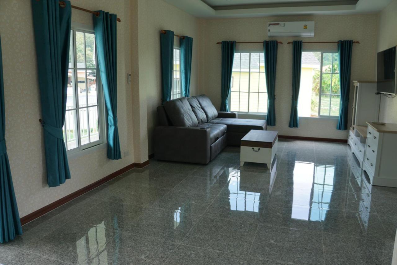 Evie Mae Resort Ban Cha-om ภายนอก รูปภาพ